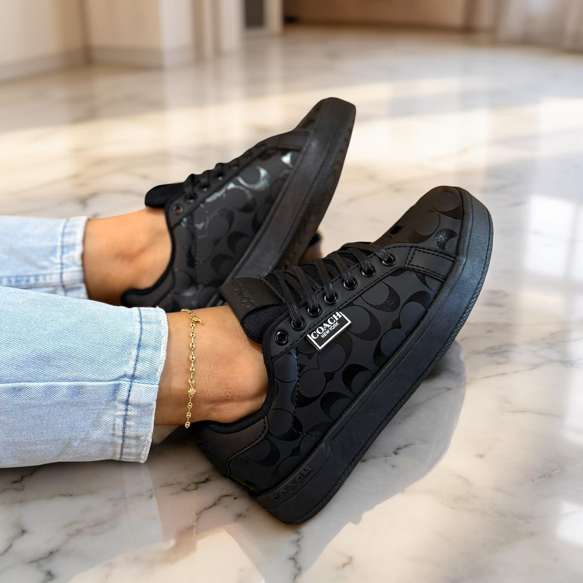 Tenis